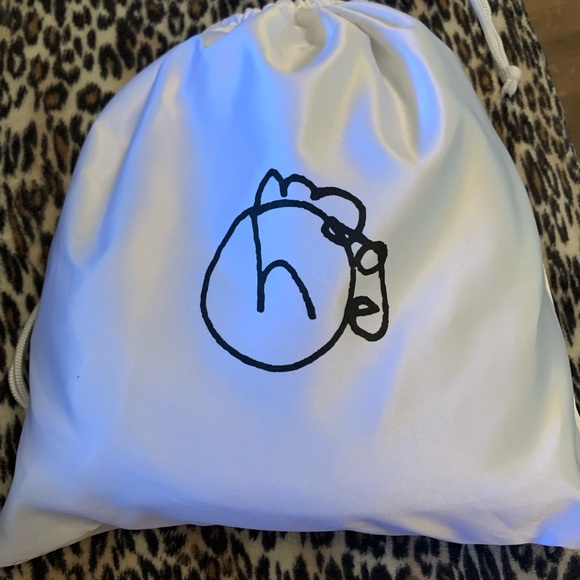 Homage Year Passion Fruit Bag - Picture 3 of 3